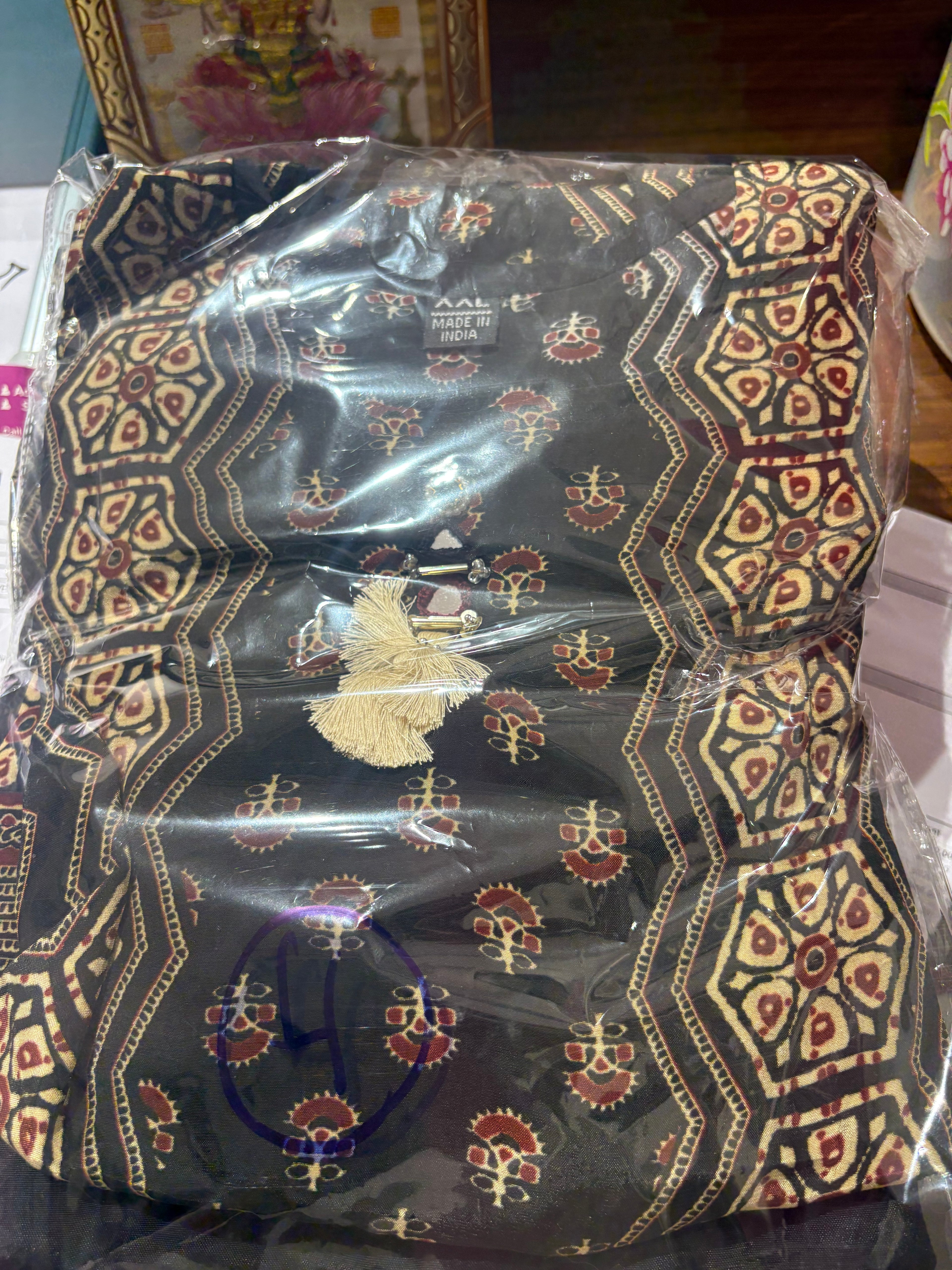 Kaali Ajrakh